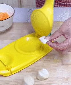 2-In-1 Dumpling Wrapper Tool Food grader